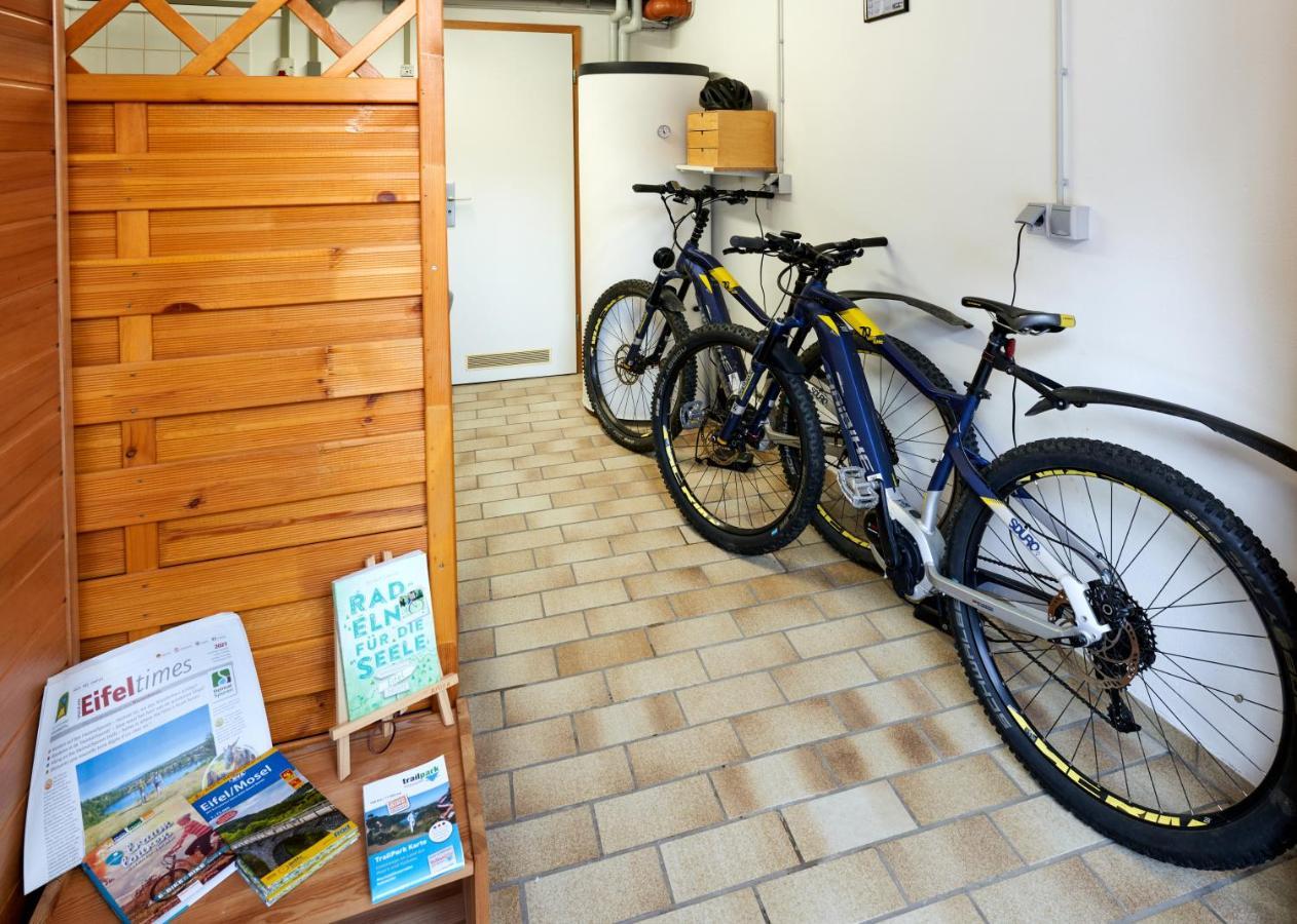 Ferienwohnungen Eifelstuben Mit Charme - Am See, Nahe Burg Ulmen Exterior foto